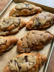 Cookie croissant