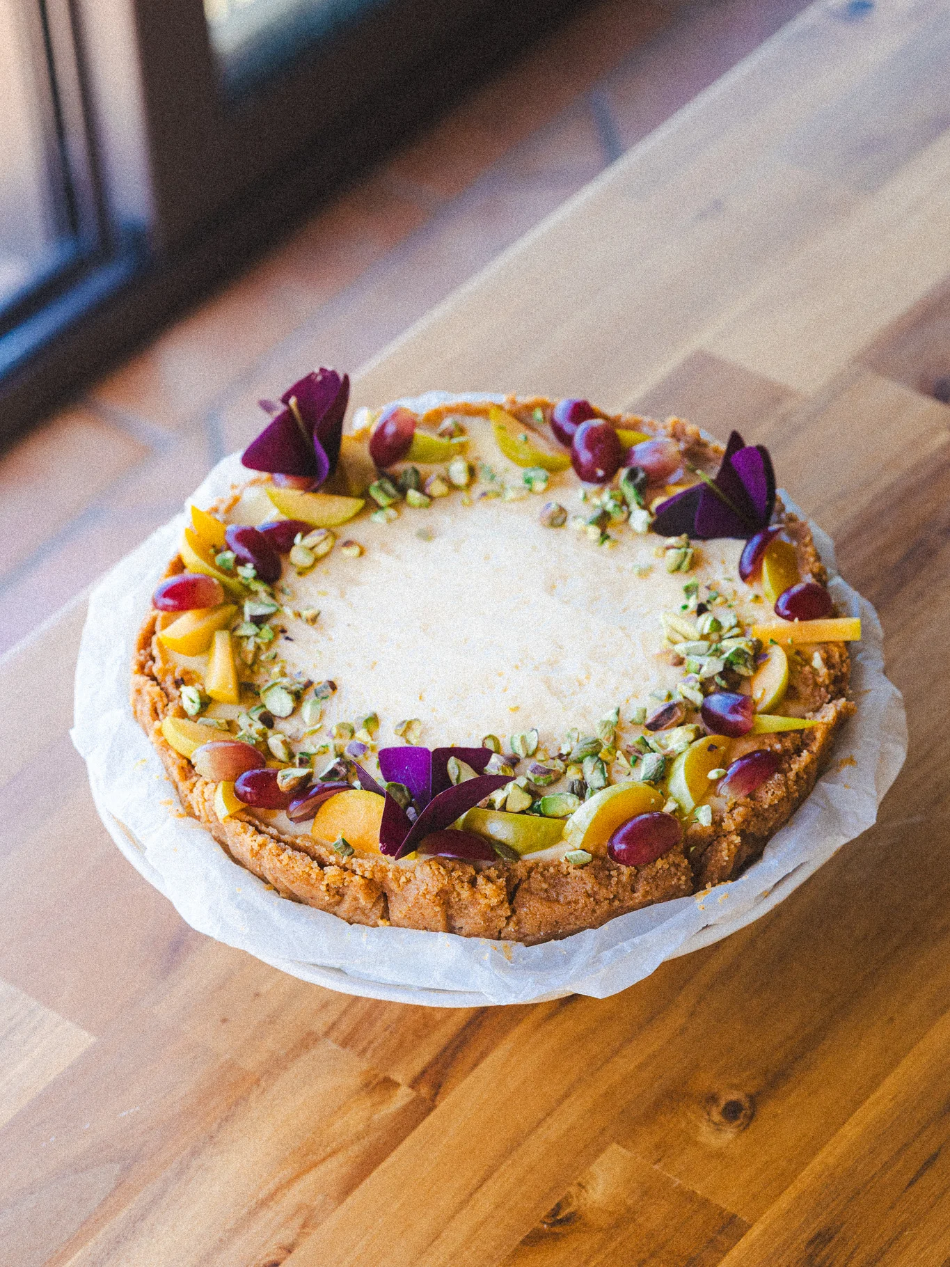 Creamy baked cheesecake