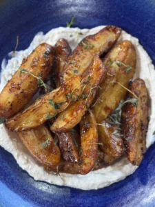 Crispy potatoes with honey and lemon