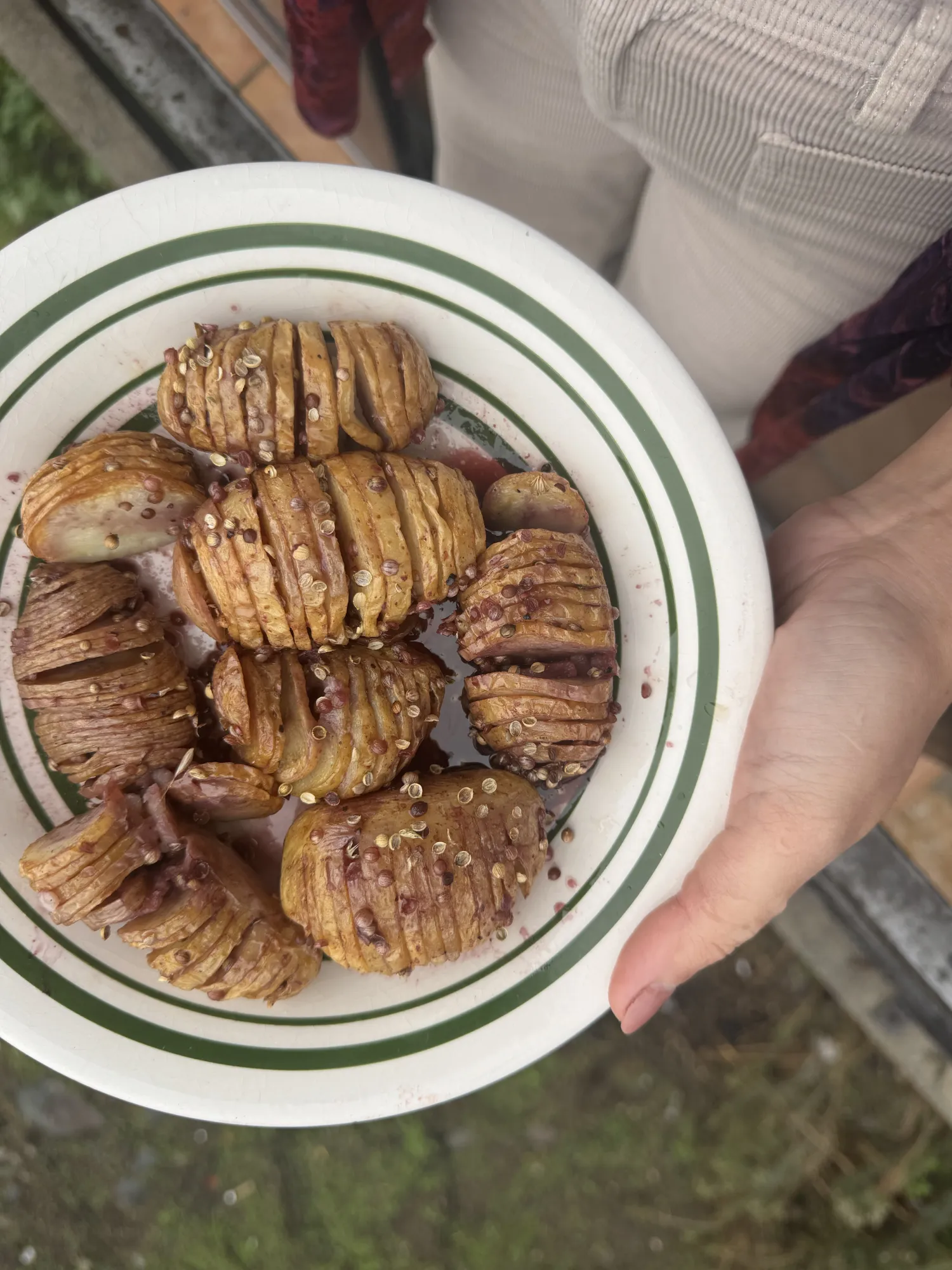 Shaken accordion potatoes