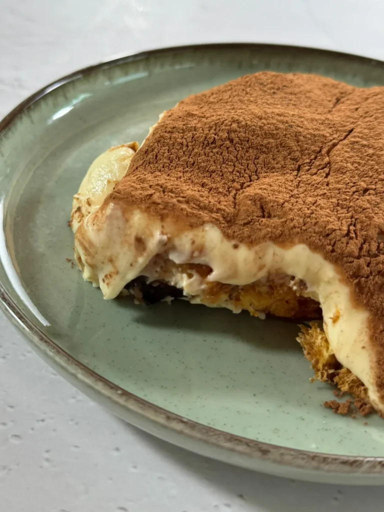 Tiramisu with panettone