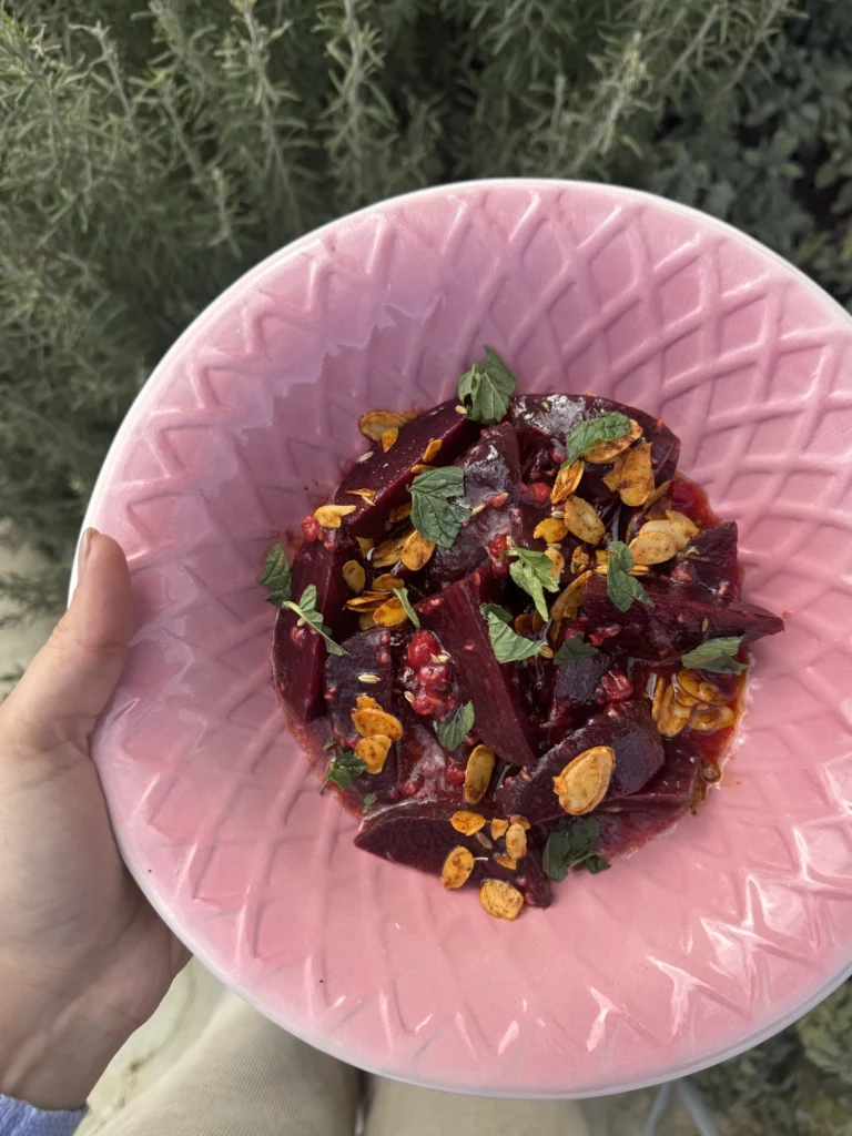 Beet salad with berries