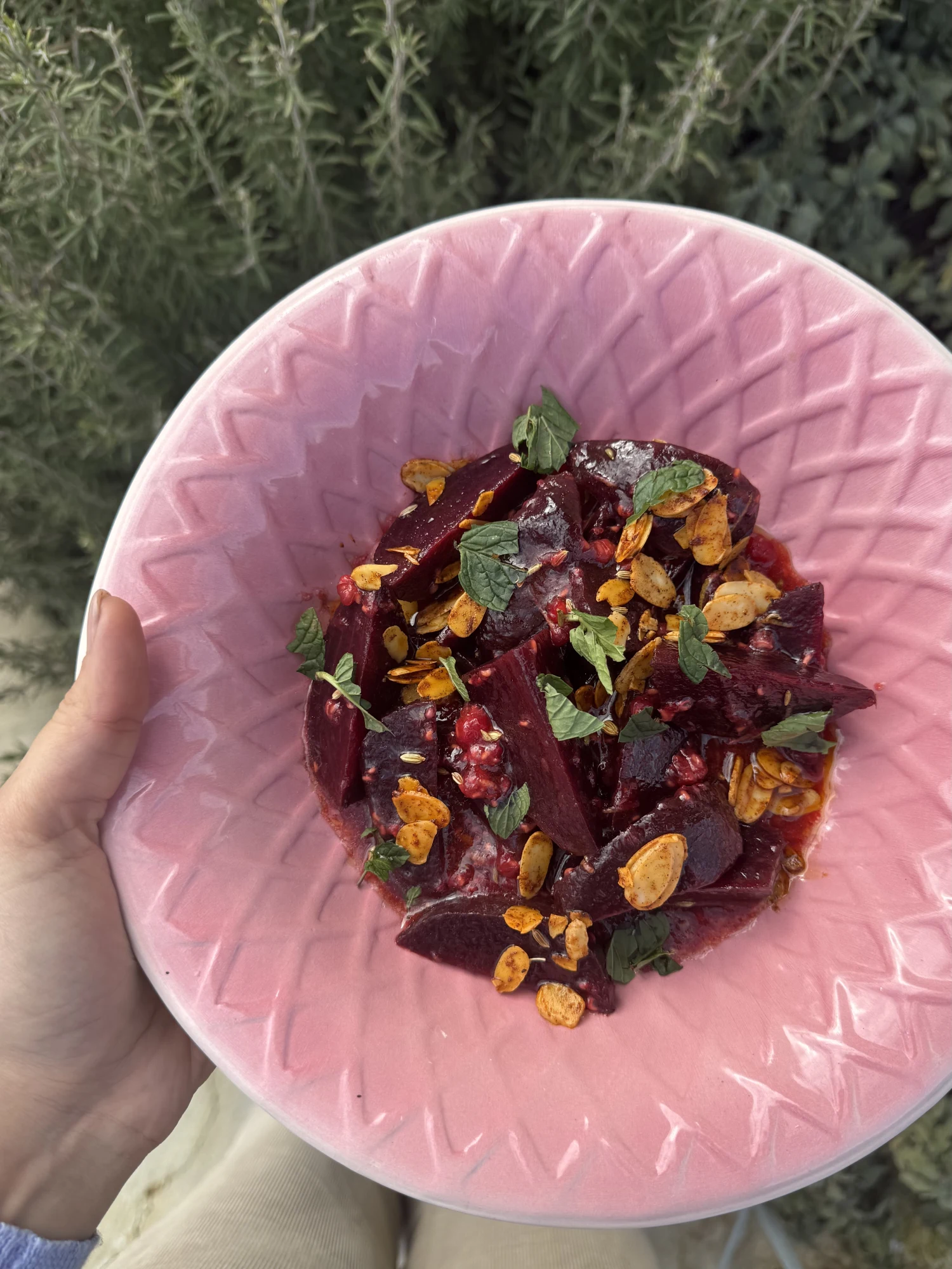 Beet salad with berries