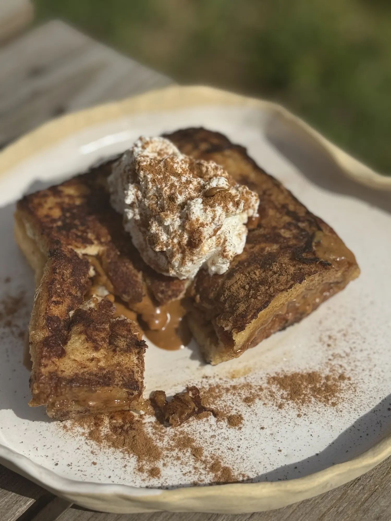 French toast with praline biscuit spread